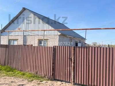 Жеке үй · 4 бөлме · 90 м² · 10 жүзд., Бурлинская 2а, бағасы: 13.5 млн ₸ в Пугачеве
