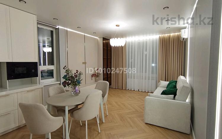 3-комнатная квартира · 65 м² · 4/9 этаж, Туран 55/16 за 400 000 〒 в Астане, Нура р-н — фото 2
