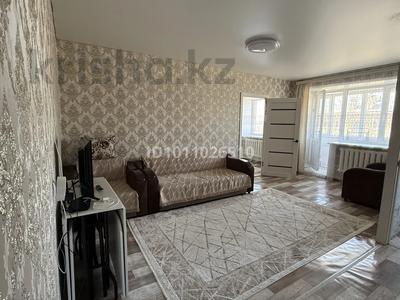 2-бөлмелі пәтер · 42.7 м² · 5/5 қабат, Кабанбай батыр 107, бағасы: 18 млн ₸ в Усть-Каменогорске, Ульбинский