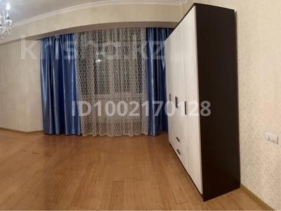 Аренда квартир в Алматинской обл.: 3-комнатная квартира · 115 м² · 3/9 этаж, Микрорайон Алтын Ауыл 18 за 350 000 〒 3-комнатная квартира · 115 м² · 3/9 этаж, Микрорайон Алтын Ауыл 18 за 350 000 〒 в Каскелене