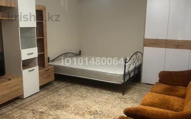 2-комнатная квартира · 54 м² · 1/5 этаж, Шагабутдинова 30 за 330 000 ₸ в Алматы, Алмалинский р-н — фото 2