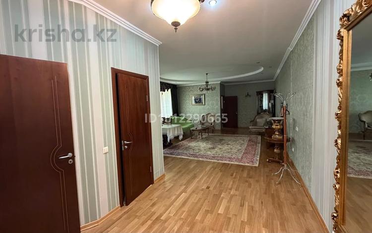 3-бөлмелі пәтер · 100 м² · 16/23 қабат, Кабанбай батыра 87, бағасы: 2 млн ₸ в Алматы, Алмалинский р-н — фото 2