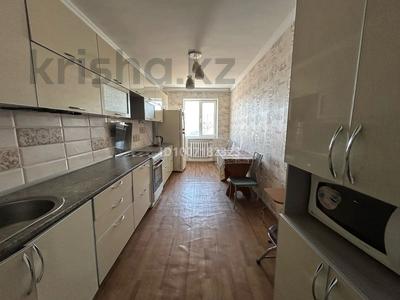 3-комнатная квартира · 100 м² · 9/9 этаж, мкр 12 51 за 12 000 ₸ в Актобе