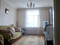 2-бөлмелі пәтер · 60 м² · 3/4 қабат, Казбековой 11 — Строительного магазина жибек жолы. школа искусств. садик. школа, бағасы: 18 млн ₸ в Балхаше