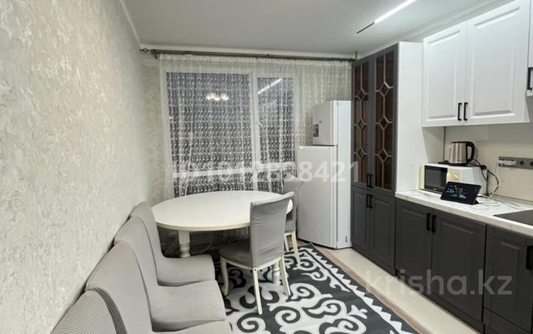 3-бөлмелі пәтер · 60 м² · 9/10 қабат, Сейфуллина 51/25 — Сейфуллина - Кассина, бағасы: 300 000 ₸ в Алматы, Турксибский р-н — фото 2