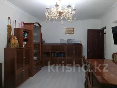 3-комнатная квартира · 80 м² · 1/10 этаж, мкр Аксай-4 за 60 млн ₸ в Алматы, Ауэзовский р-н