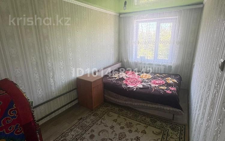 2-бөлмелі пәтер · 45 м² · 5/5 қабат, Жайлау ш/а., бағасы: 7 000 ₸ в Таразе, мкр Жайлау — фото 2