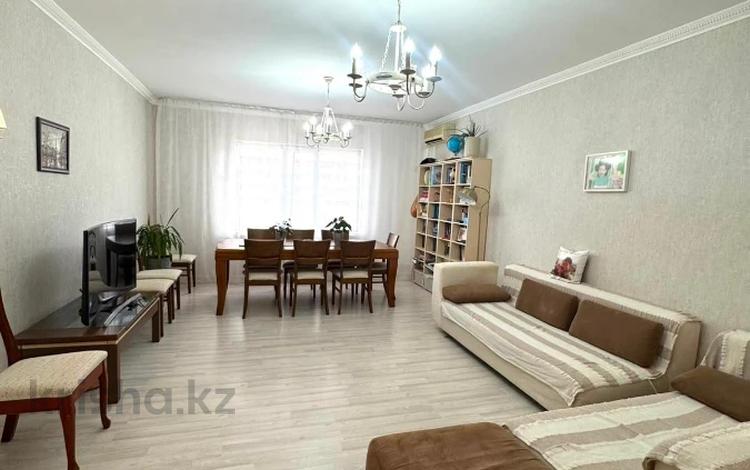 3-бөлмелі пәтер · 110 м² · 5/9 қабат, Жарбосынова 62, бағасы: 40 млн ₸ в Атырау — фото 3