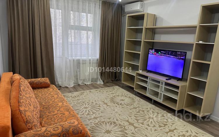2-бөлмелі пәтер · 55.6 м² · 3/5 қабат, Сатпаева 5д 5д, бағасы: 25 млн ₸ в Атырау — фото 3