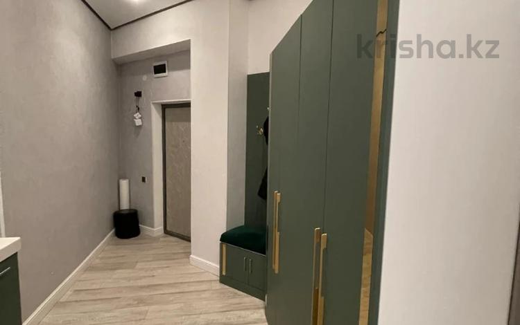 4-комнатная квартира, 150 м², 7/11 этаж, 19-й мкр 35