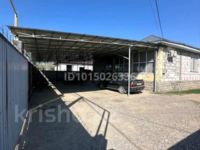 Жеке үй · 4 бөлме · 200 м² · 8 жүзд., Тәуелсіздік 40, бағасы: 43.5 млн ₸ в Алатау