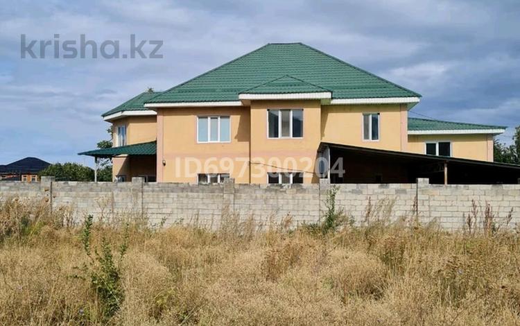 Отдельный дом · 7 комнат · 342.9 м² · 8 сот., Байтерек 6 — Тақыр Төбе за 115 млн 〒 в Кыргауылдах — фото 2