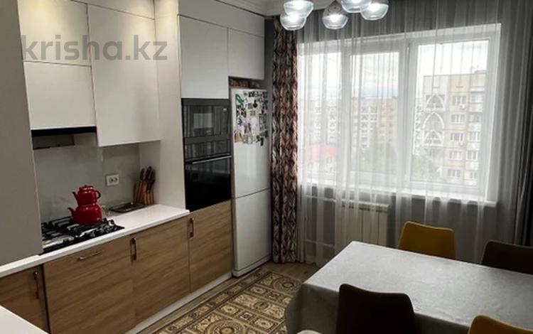 3-бөлмелі пәтер · 72 м² · 8/9 қабат, мкр Жетысу-2, бағасы: 57.5 млн ₸ в Алматы, Ауэзовский р-н — фото 2