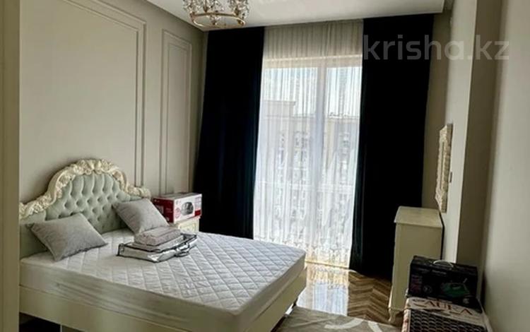2-комнатная квартира · 82 м² · 9/12 этаж, мкр Акжайык, Байдибек би 113/1 за 300 000 ₸ в Шымкенте, Абайский р-н — фото 4