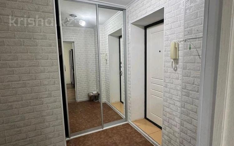 1-комнатная квартира · 49 м² · 5/6 этаж, мкр Астана 20 — Абулхаир хана за 130 000 ₸ в Уральске — фото 2