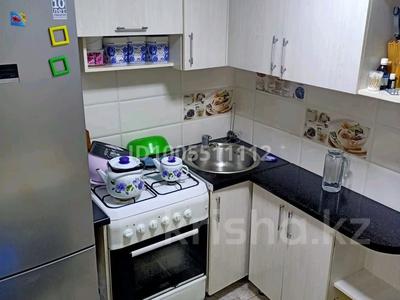3-комнатная квартира · 58 м² · 1/5 этаж, карменова 61А за 19.5 млн ₸ в Семее