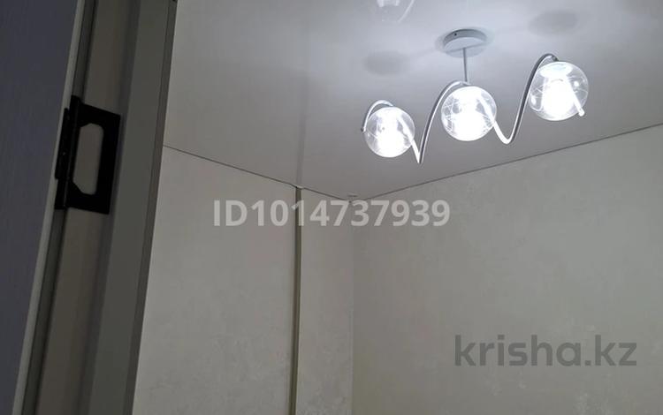 2-бөлмелі пәтер · 40 м² · 2/5 қабат, Физкультурная, 10 — Алтын Адам, бағасы: 13.5 млн ₸ в Семее — фото 2