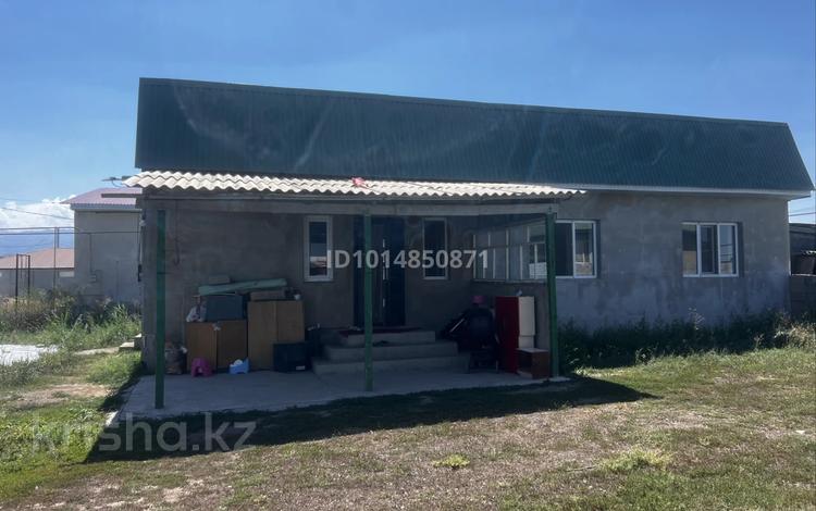 Отдельный дом · 3 комнаты · 60 м² · 8 сот., АКХ Дружба 30/7 за 17 млн ₸ в  — фото 2