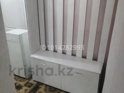 2 комнаты · 46 м² · 2/2 этаж, 18-й микрорайон, Жандосова 69 — Сасбокаева за 30 000 ₸ в Шымкенте, Аль-Фарабийский р-н