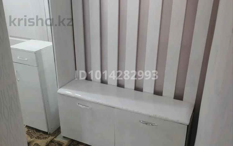 2 комнаты · 46 м² · 2/2 этаж, 18-й микрорайон, Жандосова 69 — Сасбокаева за 30 000 ₸ в Шымкенте, Аль-Фарабийский р-н — фото 2