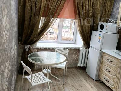 1-комнатная квартира · 37 м² · 1/5 этаж, Амангельды 160 — Амангельды Букетова Назарбаева за 14 000 ₸ в Петропавловске