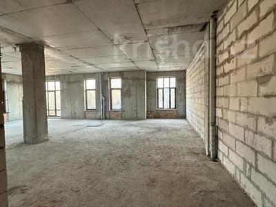 4-комнатная квартира, 124 м², 3/3 этаж, мкр Мирас за 114 млн 〒 в Алматы, Бостандыкский р-н