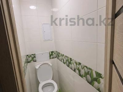 3-бөлмелі пәтер · 63 м² · 5/5 қабат, Майкудук, 17й микрорайон, бағасы: 17 млн ₸ в Караганде, Алихана Бокейханова р-н