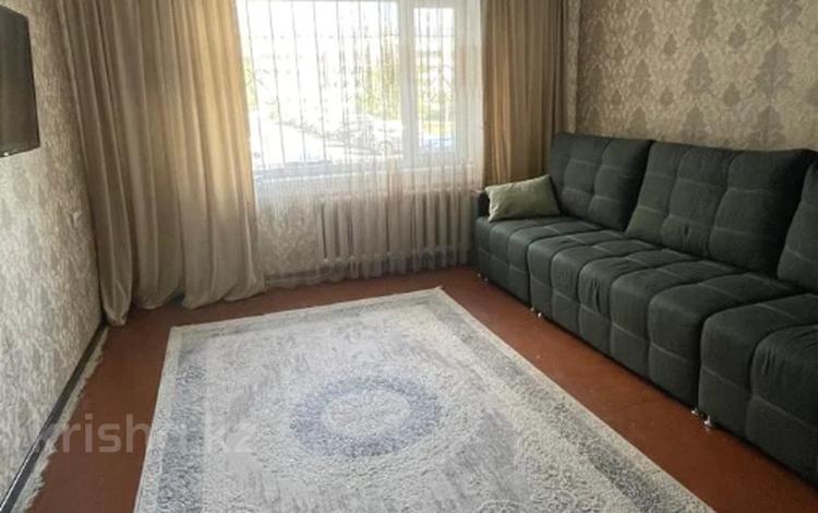 3-бөлмелі пәтер · 64 м² · 1/6 қабат, Камзина 28, бағасы: 14 млн ₸ в Аксу — фото 9