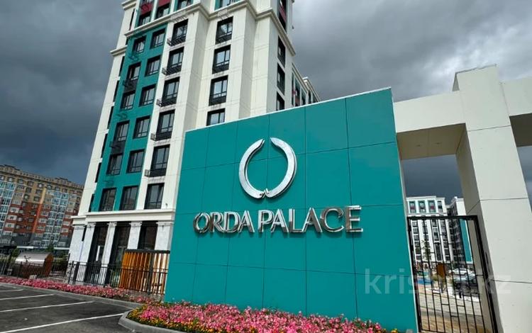 2-комнатная квартира · 80 м² · 8/9 этаж, мкр. Алтын орда, Мкр Батыс-2 11Б — Молдагуловой за 37 млн ₸ в Актобе — фото 2