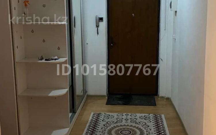 2-комнатная квартира · 72 м² · 2/5 этаж, мкр Нурсая-3, Акбаян 73 за 23 млн ₸ в Атырау — фото 4