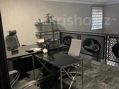 Продажа коммерческой недвижимости в Костанайской обл.: Свободное назначение · 350 м² за 162 млн 〒 Свободное назначение · 350 м² за 162 млн 〒 в Костанае
