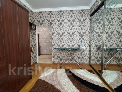 5-бөлмелі пәтер · 260 м² · 5/8 қабат, мкр. Алтын орда, молдагулова, бағасы: 99 млн ₸ в Актобе