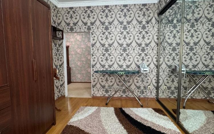 5-бөлмелі пәтер · 260 м² · 5/8 қабат, мкр. Алтын орда, молдагулова, бағасы: 99 млн ₸ в Актобе — фото 2