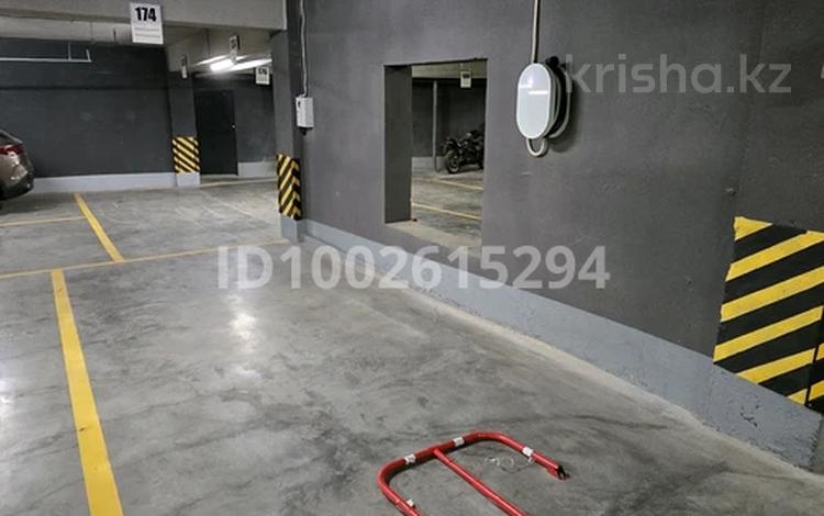 Паркинг · 16 м² · мкр Баганашыл, Проспект Аль-Фараби 41/7 — улица Сейфуллина за 55 000 〒 в Алматы, Бостандыкский р-н — фото 4