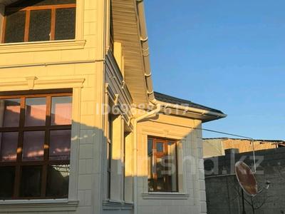 Жеке үй · 5 бөлме · 225 м² · 10 жүзд., 2 28 — Мкр-н Казыгурт,6 мкр-н., бағасы: 69.5 млн ₸ в Ленгере