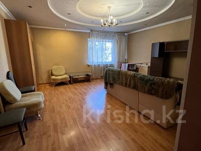 2-комнатная квартира, 70 м², 1/2 этаж, Брусиловского 1а за 25 млн 〒 в Петропавловске