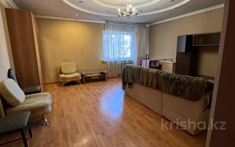 2-комнатная квартира, 70 м², 1/2 этаж, Брусиловского 1а за 25 млн 〒 в Петропавловске — фото 2