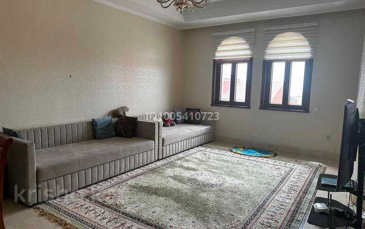 2-бөлмелі пәтер · 60.5 м² · 2/2 қабат, мкр "Самал 2" 38, бағасы: 70 млн ₸ в Актау, мкр "Самал 2" — фото 2