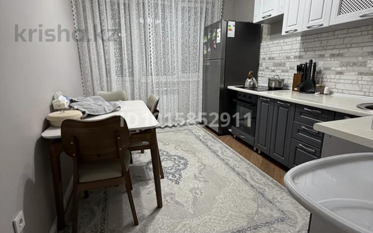 2-комнатная квартира · 68 м² · 3/13 этаж, мкр Нуркент 72 за 300 000 ₸ в Алматы, Алатауский р-н — фото 2
