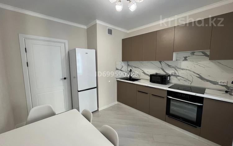 1-комнатная квартира · 40 м² · 7/12 этаж, мкр Акбулак, Дарабоз 25а за 250 000 ₸ в Алматы, Алатауский р-н — фото 14
