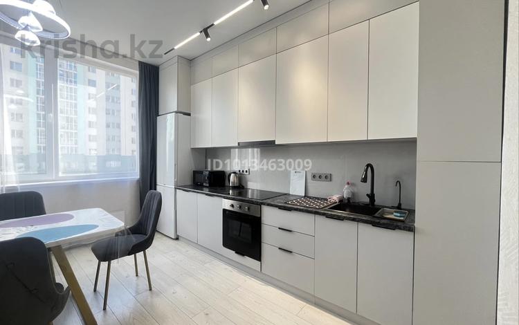 2-комнатная квартира · 67 м² · 2/9 этаж, Жубан Молдагалиев 1 за 18 000 ₸ в Астане, Нура р-н — фото 2