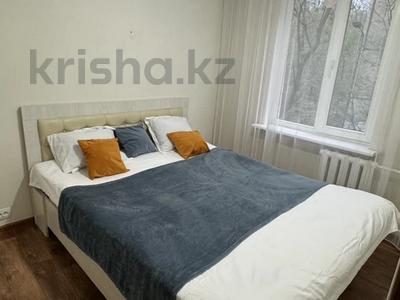 3-бөлмелі пәтер, 75 м², 2/5 қабат тәулігіне, мкр Орбита-1 36, бағасы: 18 000 〒 в Алматы, Бостандыкский р-н