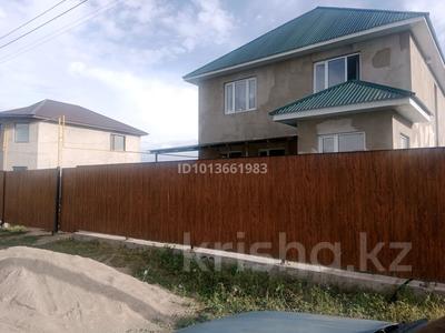 Отдельный дом · 4 комнаты · 184 м² · 9 сот., Акжол 30 30 — Возле речки за 55 млн ₸ в Жибек Жолы