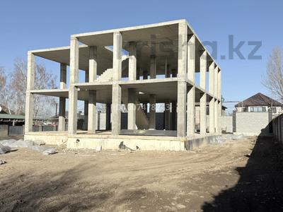 Отдельный дом · 8 комнат · 400 м² · 17 сот., Сырым датулы 6а — Кульжинка бак за 57 млн 〒 в 