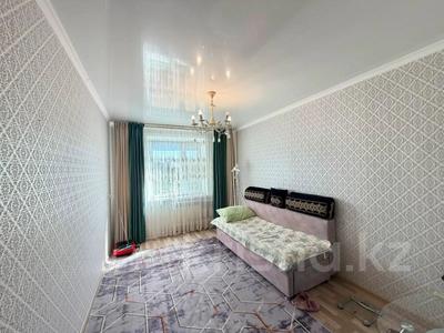 4-бөлмелі пәтер · 78 м² · 4/9 қабат, 19-шағынаудан, бағасы: 23.5 млн ₸ в Караганде, Алихана Бокейханова р-н