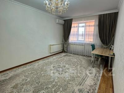 3-бөлмелі пәтер · 88 м² · 5/6 қабат, Алтын орда ш/а., бағасы: 32 млн ₸ в Актобе, мкр. Алтын орда