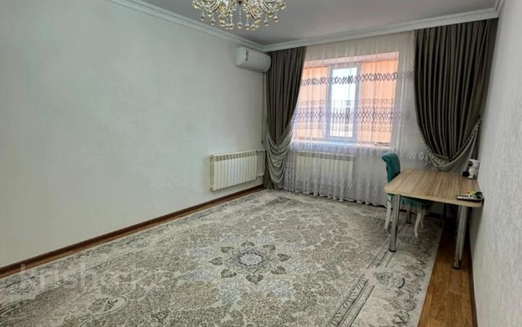 3-бөлмелі пәтер · 88 м² · 5/6 қабат, Алтын орда ш/а., бағасы: 32 млн ₸ в Актобе, мкр. Алтын орда — фото 2
