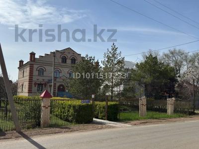 Жеке үй · 7 бөлме · 405 м² · 16 жүзд., Қадыр Мырза-Әли ш/а., Правдухина 1, бағасы: 190 млн ₸ в Уральске, мкр Кадыра Мырза-Али