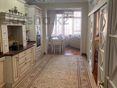 3-комнатная квартира · 180 м² · 3/5 этаж, Омарова 35/1 за 140 млн ₸ в Алматы, Медеуский р-н