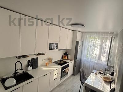 3-бөлмелі пәтер · 64.7 м² · 3/9 қабат, пр. Сатпаева 22, бағасы: 36.5 млн ₸ в Усть-Каменогорске